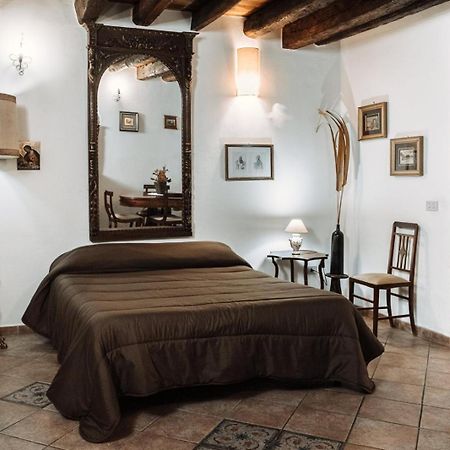 Filippo'S Holiday House Hotel Палермо Екстериор снимка