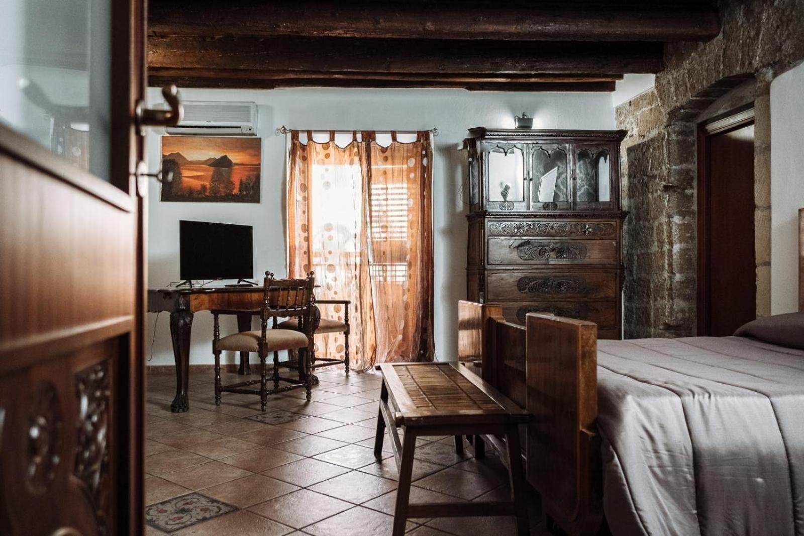 Filippo'S Holiday House Hotel Палермо Екстериор снимка